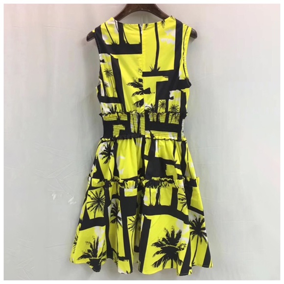 💕 The ANIBEL Palm Tree Dress - Picture 3 of 8